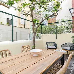 Casa Boma - Modern And Stylish With Private Terrace - Lapa Iv , Lisbon Portugal